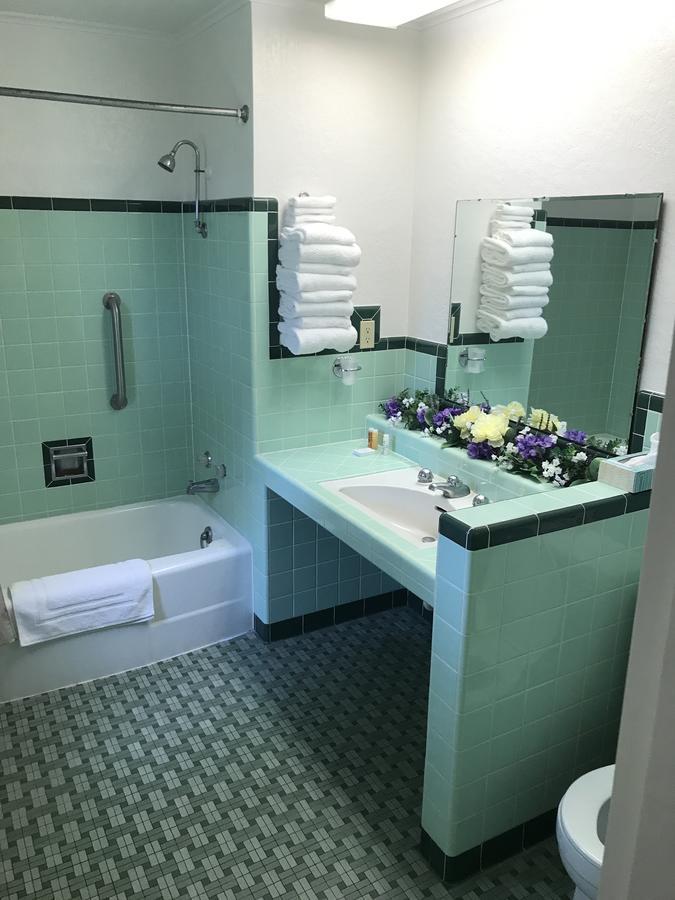 Pratt Evergreen Inn- Motel And Rv Park المظهر الخارجي الصورة